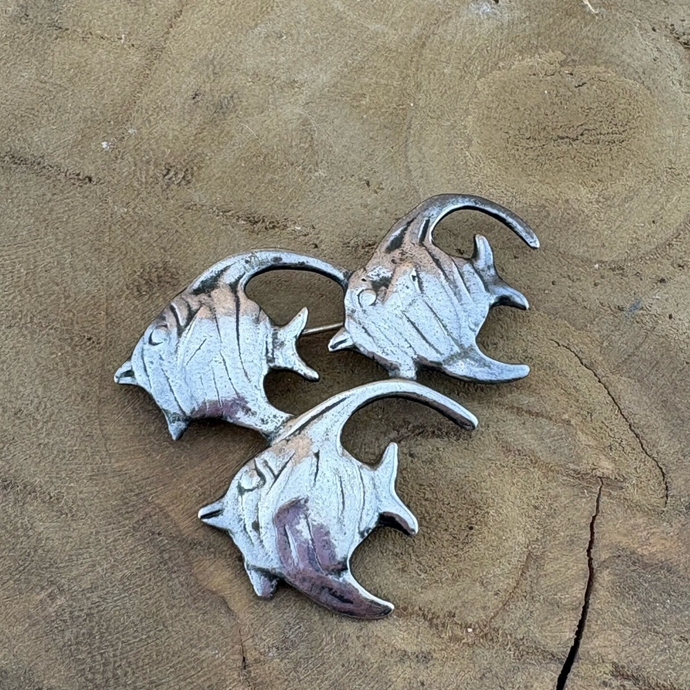 🐠 Vintage Ming’s Sterling Silver Triple Angelfish Brooch-large Statment